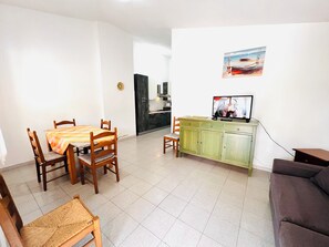 Apartment | Living area