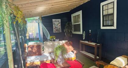 1616 urban Neighbourhood quiet Home your home away from home enjoy inn