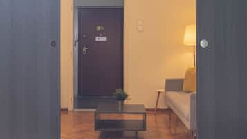 4 chambres, chambres insonorisées, fer et planche à repasser