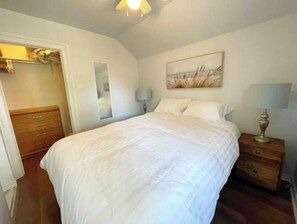 1 Schlafzimmer, Schreibtisch, Bügeleisen/Bügelbrett, kostenloses WLAN