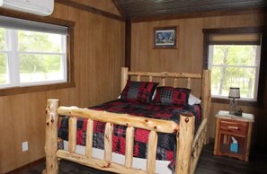 3 bedrooms, free WiFi, bed sheets - Hunter Lodge (Secluded in Amish Country and peaceful) (Peebles)