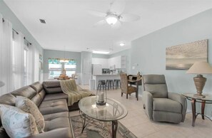 TV - Romar Lakes: enjoy the beach & Gulf State Park! (Orange Beach)