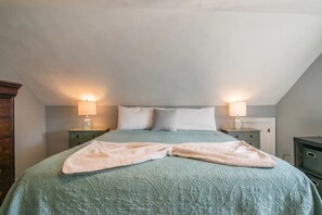 3 soverom, skrivebord, wi-fi (inkludert) og sengetøy