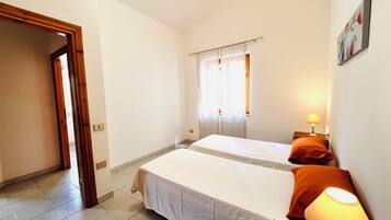 Apartment | 2 bedrooms, iron/ironing board