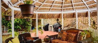 Bella Vista Pine Bungalow