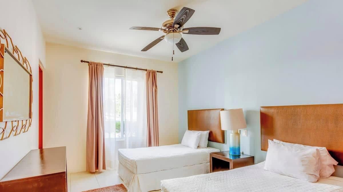 2 bedrooms, laptop workspace, iron/ironing board, WiFi