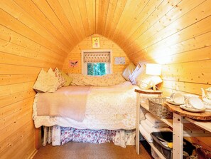 1 habitación y ropa de cama 