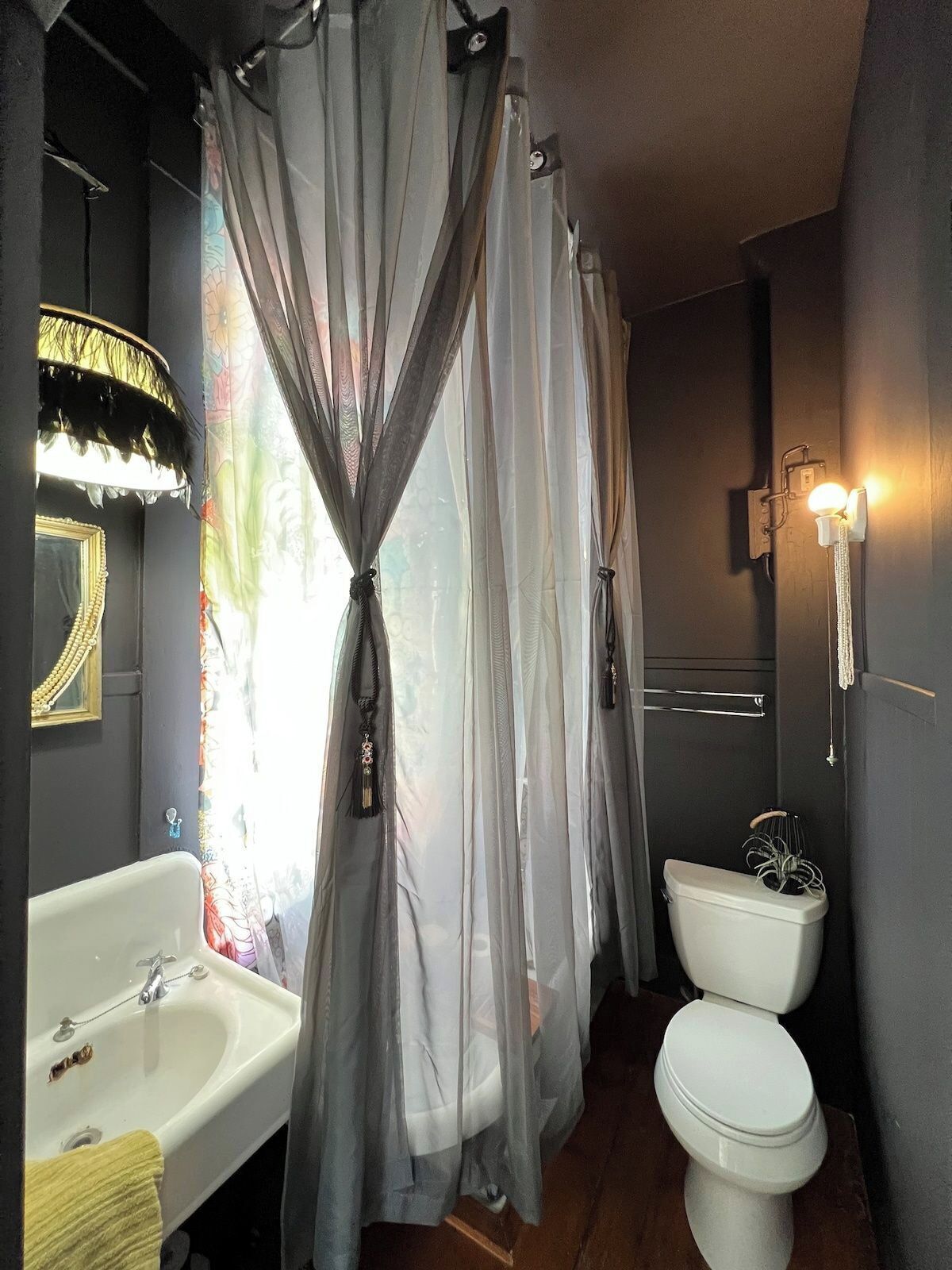 Bathtub, hair dryer, towels
