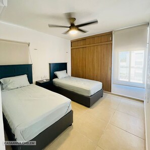 3 bedrooms, WiFi, bed sheets