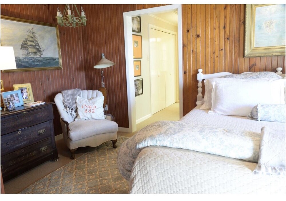 Pier 332 over Moon Lake the perfect getaway near Clarksdale, MS