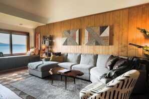 Smart TV, fireplace, video games, DVD player