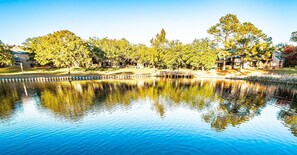 ทะเลสาบ