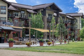 Exterior - Granby Ranch Haven: Outdoor Pool & Biking Fun (Granby)
