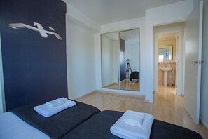 Fer et planche Ă repasser, Wi-Fi gratuit, draps fournis