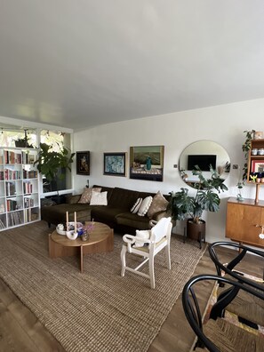 Smart TV, monitor de computadora y impresora 