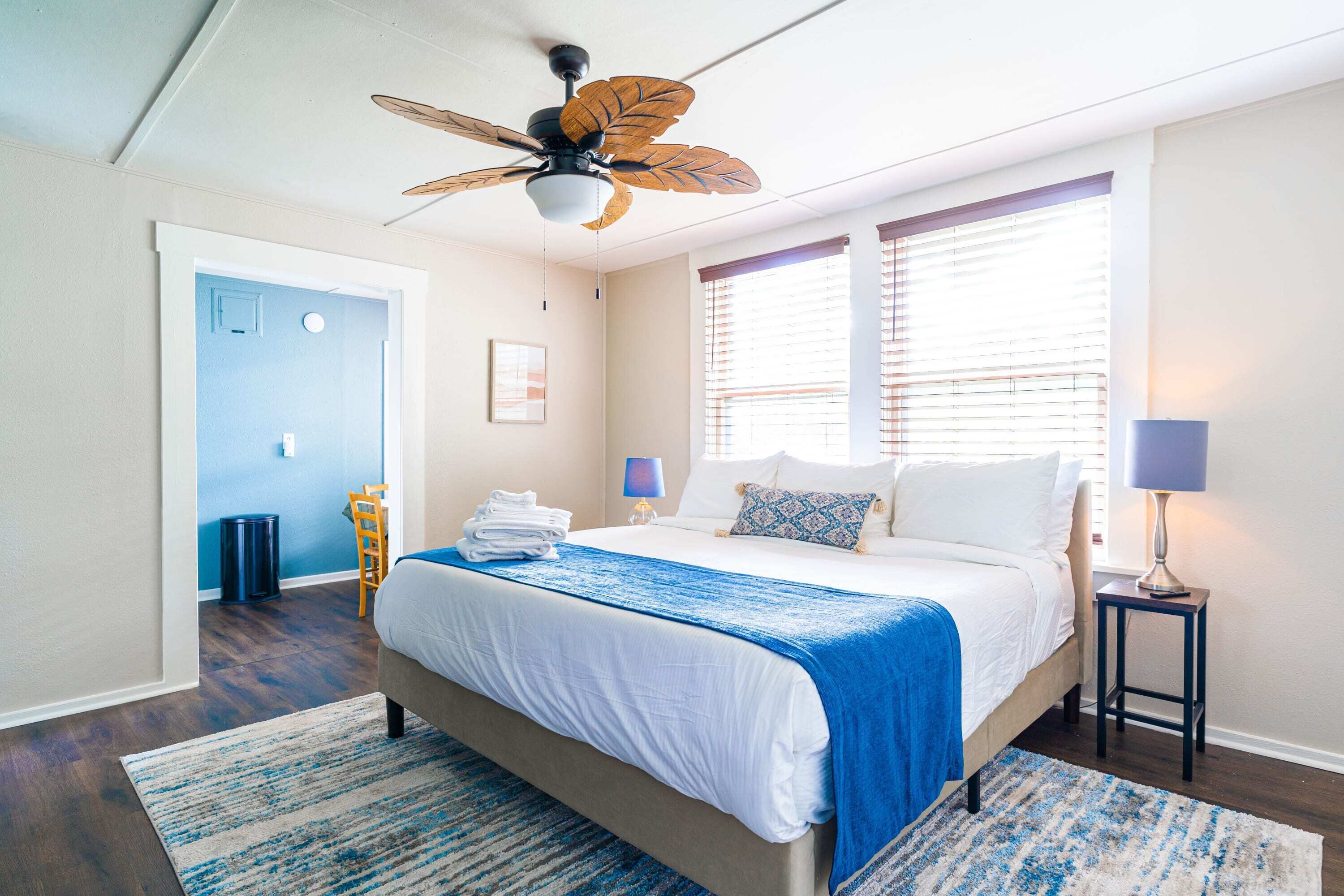 2 bedrooms, iron/ironing board, WiFi, bed sheets