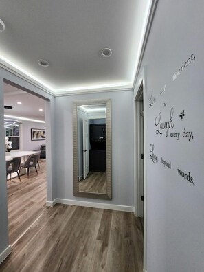 Interior - Luxury 3BR House in Charlotte (Charlotte)