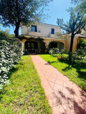 Exterior - Le Querce 3 (San Teodoro)