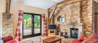 Shire Horse Barn - UK36672