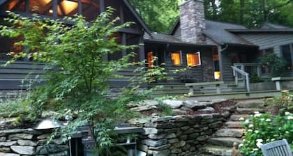 The MillStone Cabins *Highlands
2 Cabins on Fly Fishing River