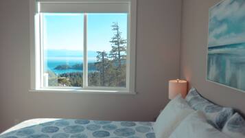 1 chambre, fer et planche Ă repasser, Wi-Fi gratuit, draps fournis