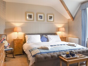4 Schlafzimmer, kostenloses WLAN, Bettwäsche