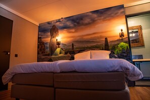 Deluxe Double Room | Free WiFi, bed sheets - Boutique Hotel Four (Geldrop)
