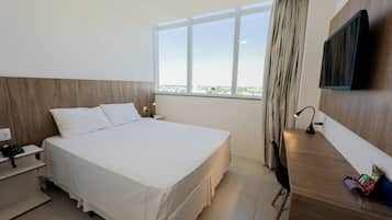 Minibar, free WiFi, bed sheets