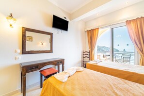 1 bedroom, iron/ironing board, free WiFi, bed sheets - Studio Apartment "Mazis Studio B" with Sea View, Balcony & Wi-Fi (Corfu)