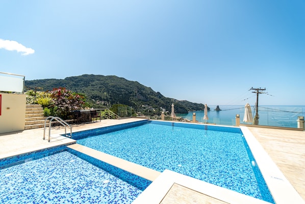 Pool - Studio Apartment "Mazis Studio A" with Sea View, Balcony & Wi-Fi (Corfu)