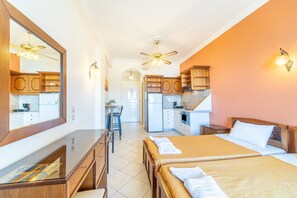 1 Schlafzimmer, Bügeleisen/Bügelbrett, kostenloses WLAN, Bettwäsche