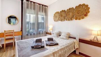 2 makuuhuonetta, ilmainen Wi-Fi, vuodevaatteet