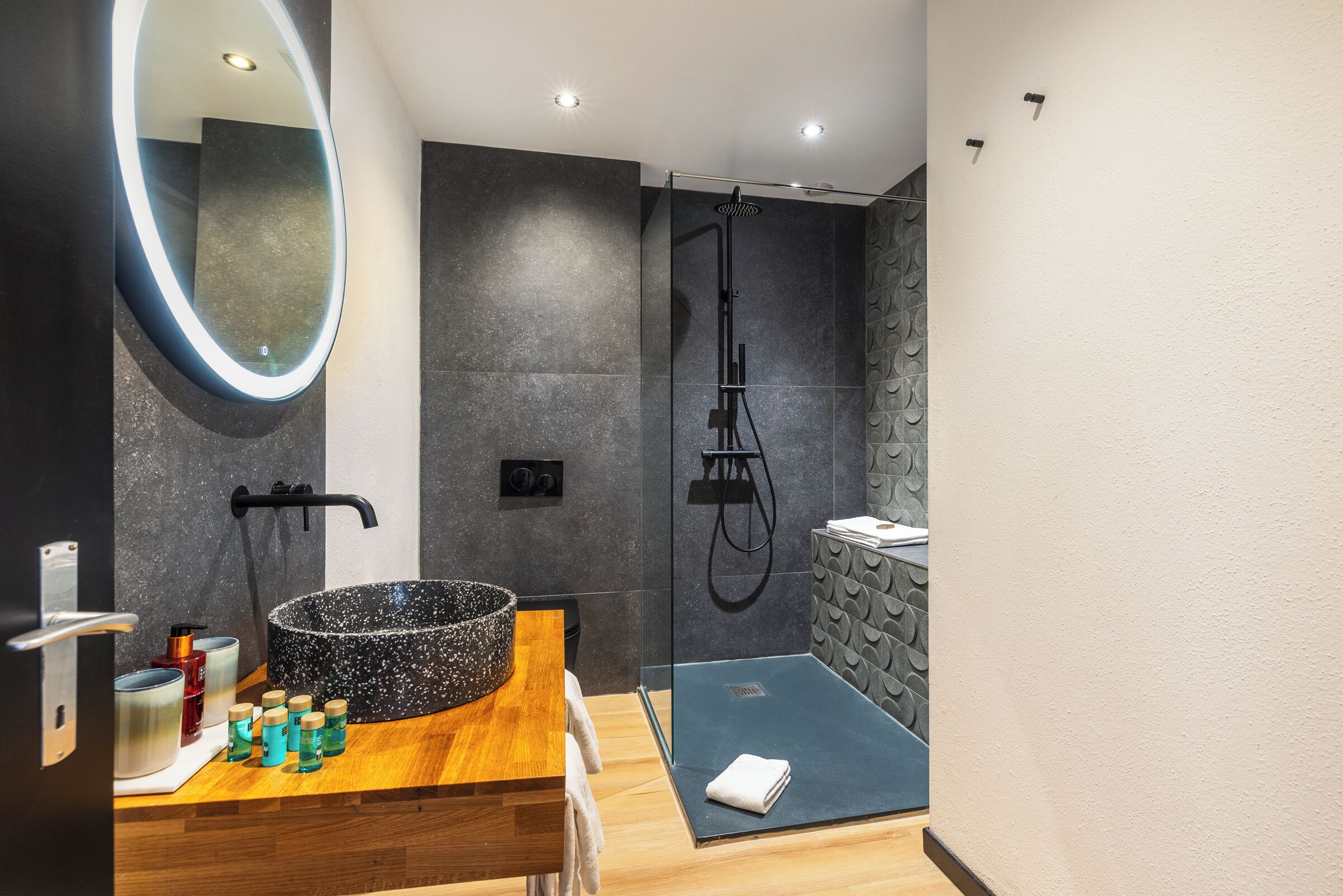 Kamar Double | Kamar mandi | Pengering rambut dan handuk