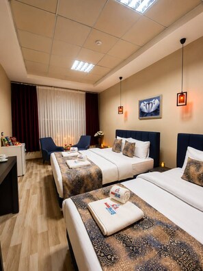 Premium bedding, minibar, desk - Marblue Hotel (Mardin)