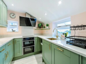 Dishwasher - This property is completely unique. (Scarborough)