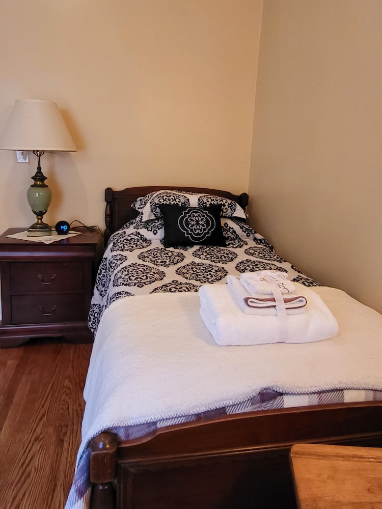 Museum Hilltop Place FamilyFriendly or PetFriendly St. Joseph Vrbo