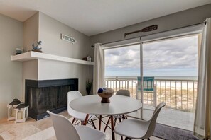 Dining - #1- HOLIDAY SALE! 2 bedroom condo- Directly on the sand! KING bed! (Clearwater)