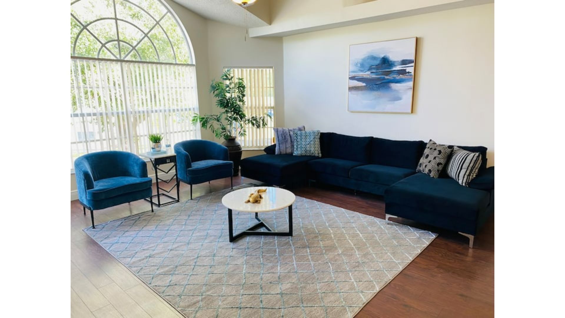 Luxury • Modern • CLOSE2DISNEY • 3bed • 2bath