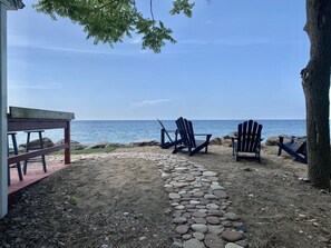 Property grounds - Where the Road Ends, Adventure Begins-Sunset Views&Kayaks at a Boat-Only Hideout (Wolcott)