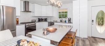 Golden Isles Getaway -**ASK ABOUT SNOWBIRD SPECIALS**
