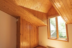 Interior - Chalet au Lac-Quenouille à louer / Cottage at Quenouille Lake (Val-des-Lacs)