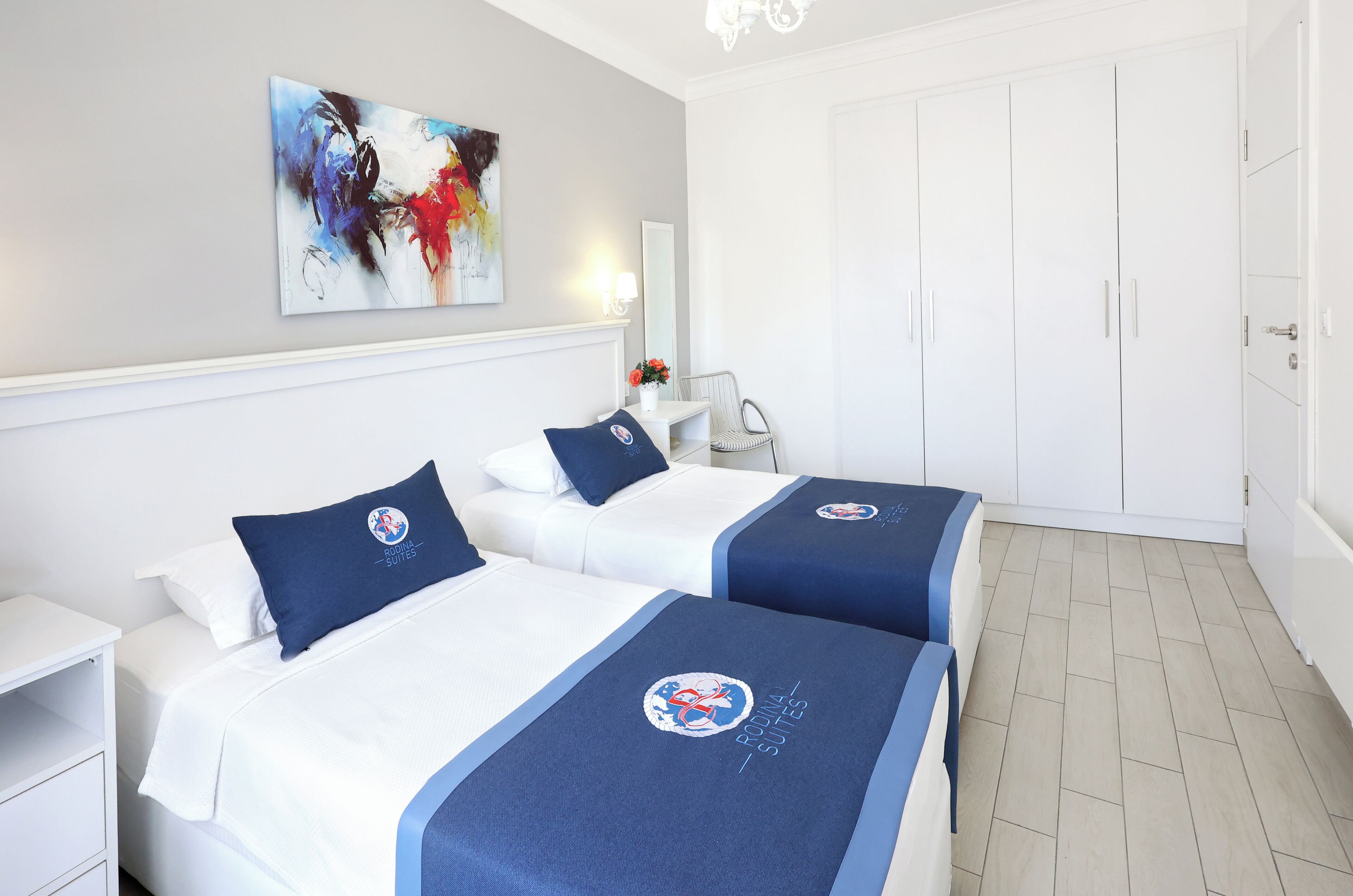 Photo - Rodina Suites Hotel