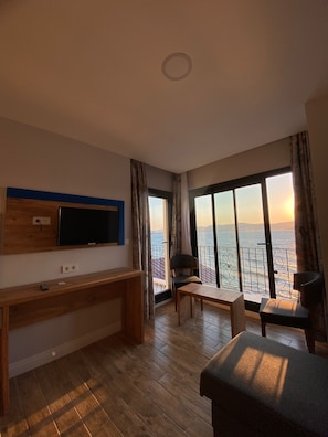 Elite Suite | Living area