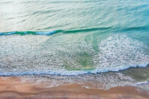 Oceanfront home w/ Relaxing views! Pet Friendly