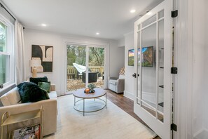 تلفزيون ذكي، كُتُب