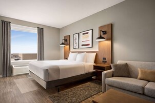 Habitación, 1 cama de matrimonio grande, no fumadores | Tabla de planchar con plancha, wifi, ropa de cama