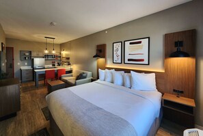 Iron/ironing board, WiFi, bed sheets - Hawthorn Extended Stay by Wyndham Del Rio (Del Rio)