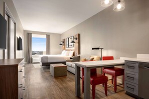 Iron/ironing board, WiFi, bed sheets - Hawthorn Extended Stay by Wyndham Del Rio (Del Rio)