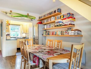 Dining - 3 bedroom accommodation in Porthtowan (Porthtowan)