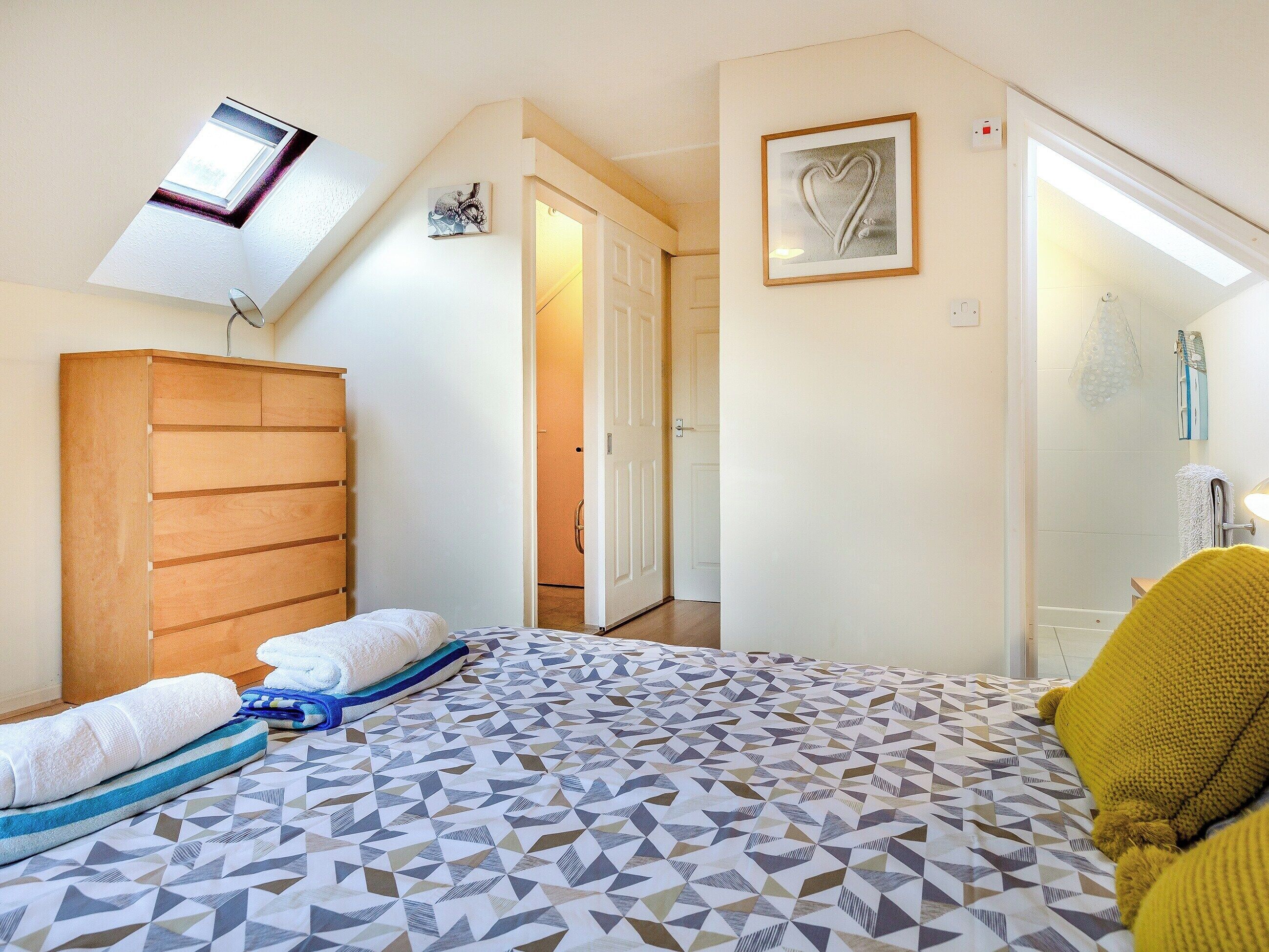 Double bedroom | Mortreth, Porthtowan